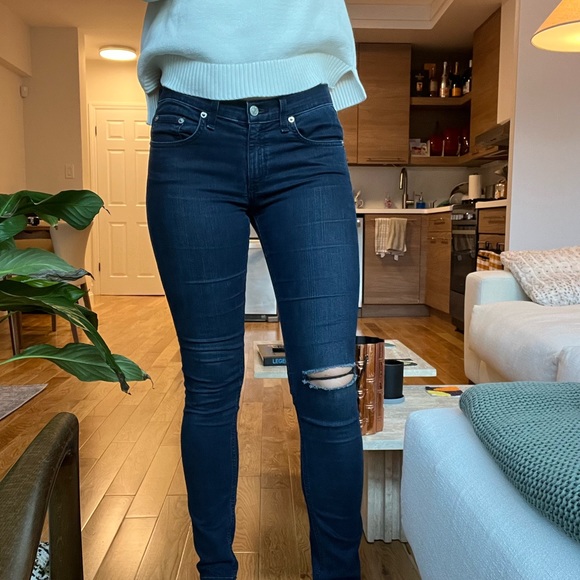 Size 27 Rag & Bone Skinny Denim Jeans Knee Slit Rip Dark Blue Terra - Picture 3 of 16